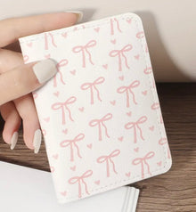 🎀 Bow-Themed Mystery Ball Bookish Bundle 🎀